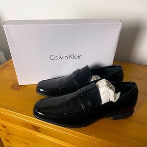 Calvin Klein
CARRIGAN BOX SMOOTH